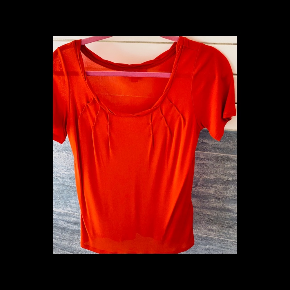 LA VIA 18 bright orange top